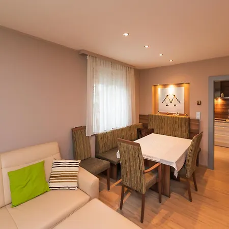 Ferien Beim Treiber Hotel Bad Tatzmannsdorf Room photo
