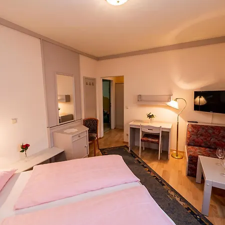 Ferien Beim Treiber Hotel Bad Tatzmannsdorf Room photo