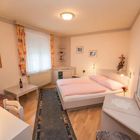 Ferien Beim Treiber Hotel Bad Tatzmannsdorf Room photo